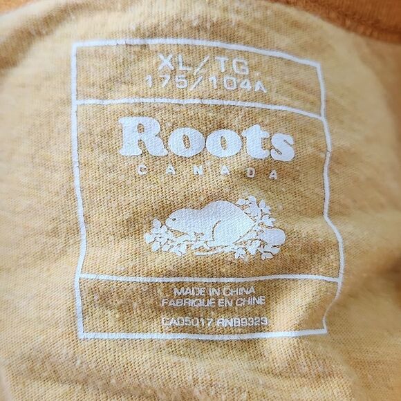 Roots Canada Athletics retro velvet tshirt - Picture 9 of 12